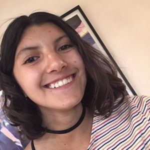 Meet your Posher, Leona